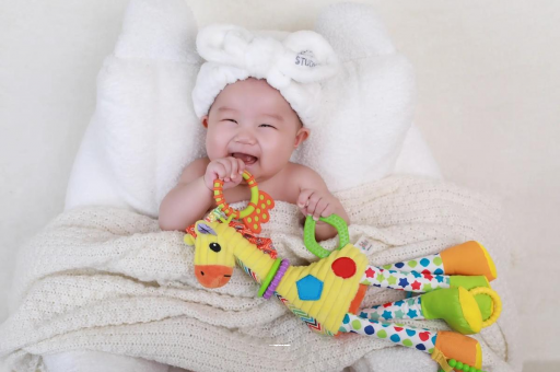 兴安盟怎么判断宝宝是否斜颈 兴安盟怎么判断宝宝是否斜颈